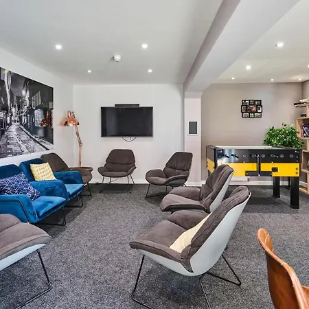 For Students Only Student Roost The Boulevard York